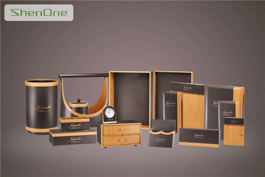 Hotel Leather Goods SNPG-0008