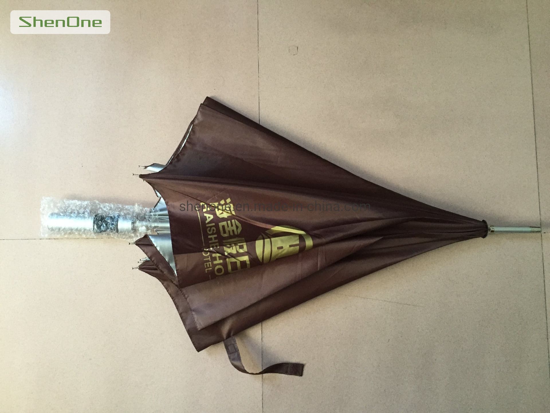 Hotel Umbrella SNYS-0013