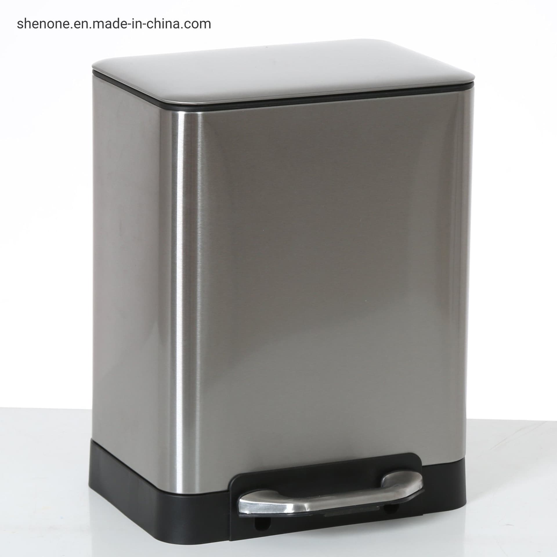 Hotel Room Trash Can SNYW-0053
