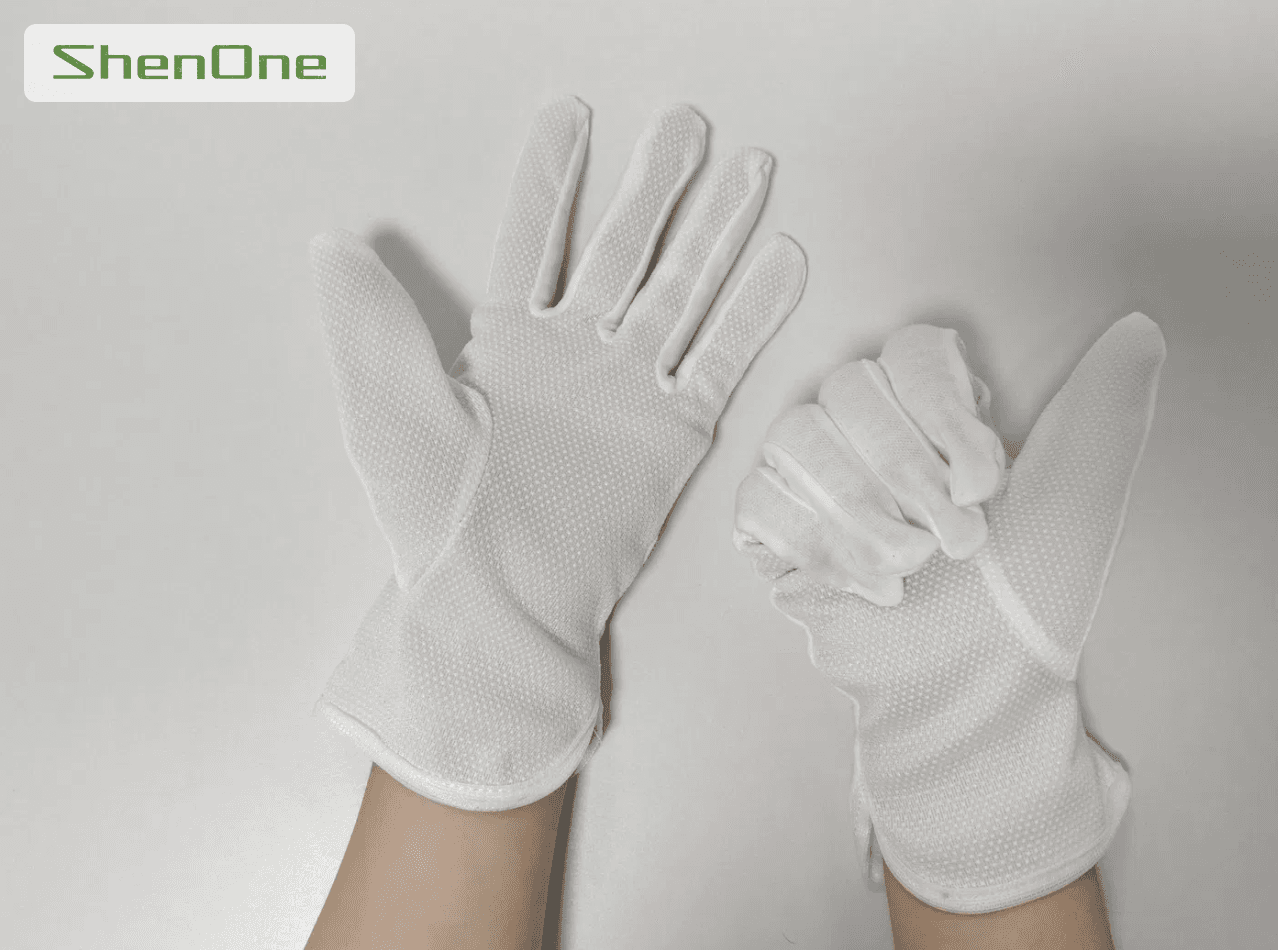 Handschuhe für Hotelpersonal